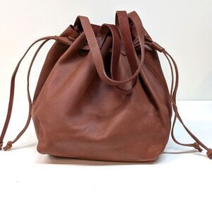 NWT Rare Earth Julie Leather Bucket Bag Crossbody
